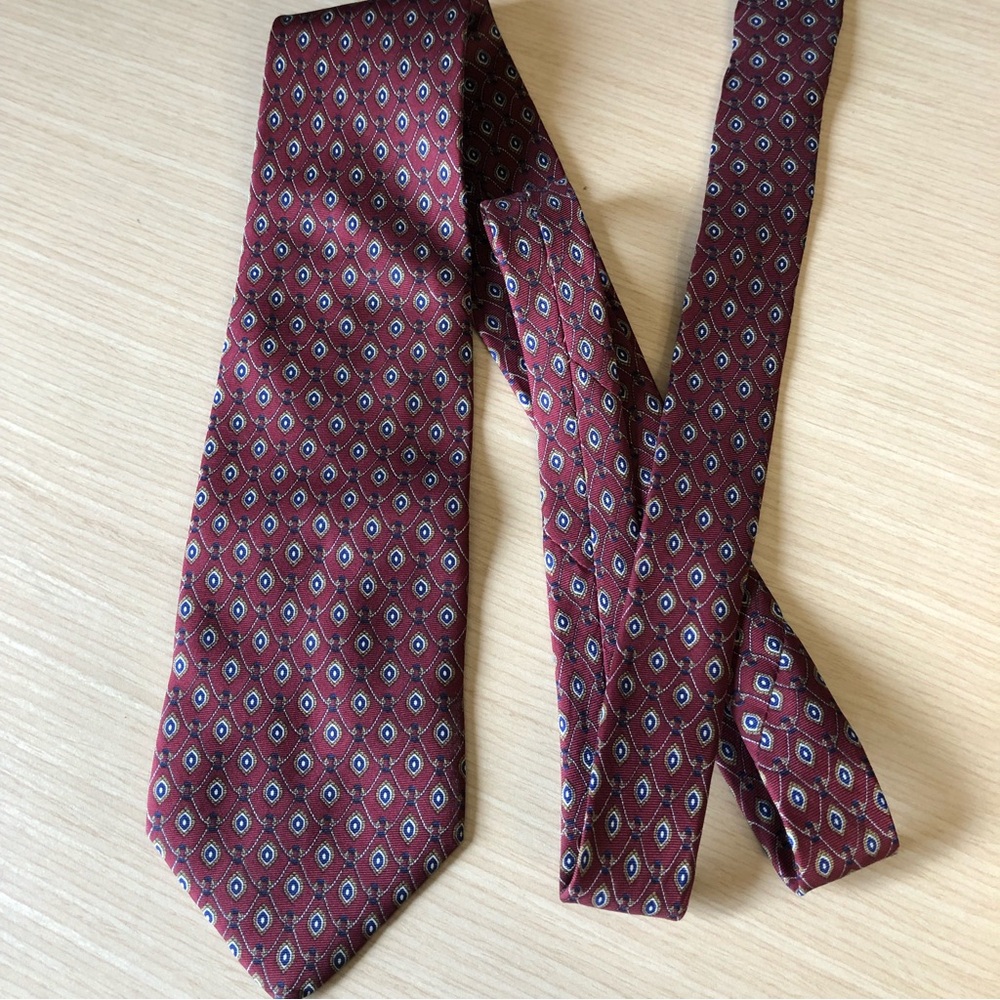 💕2/$16💕Beaufort 100% SilkTie Rack Patterned Tie